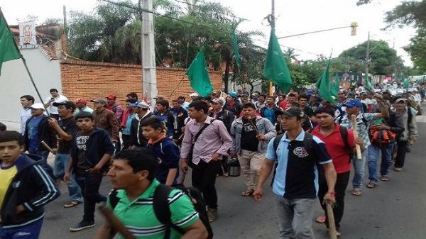 Miles de campesinos marchan por paro agrario en Paraguay Paro_campesino_paraguay-movilizaciones.jpg_1718483347